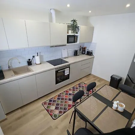 Apartment Cool